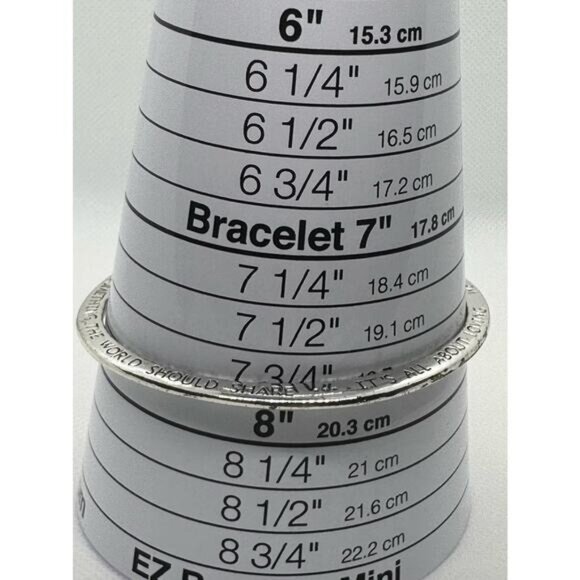 Peace is something the world should share Silver Tone Bracelet - Picture 2 of 8